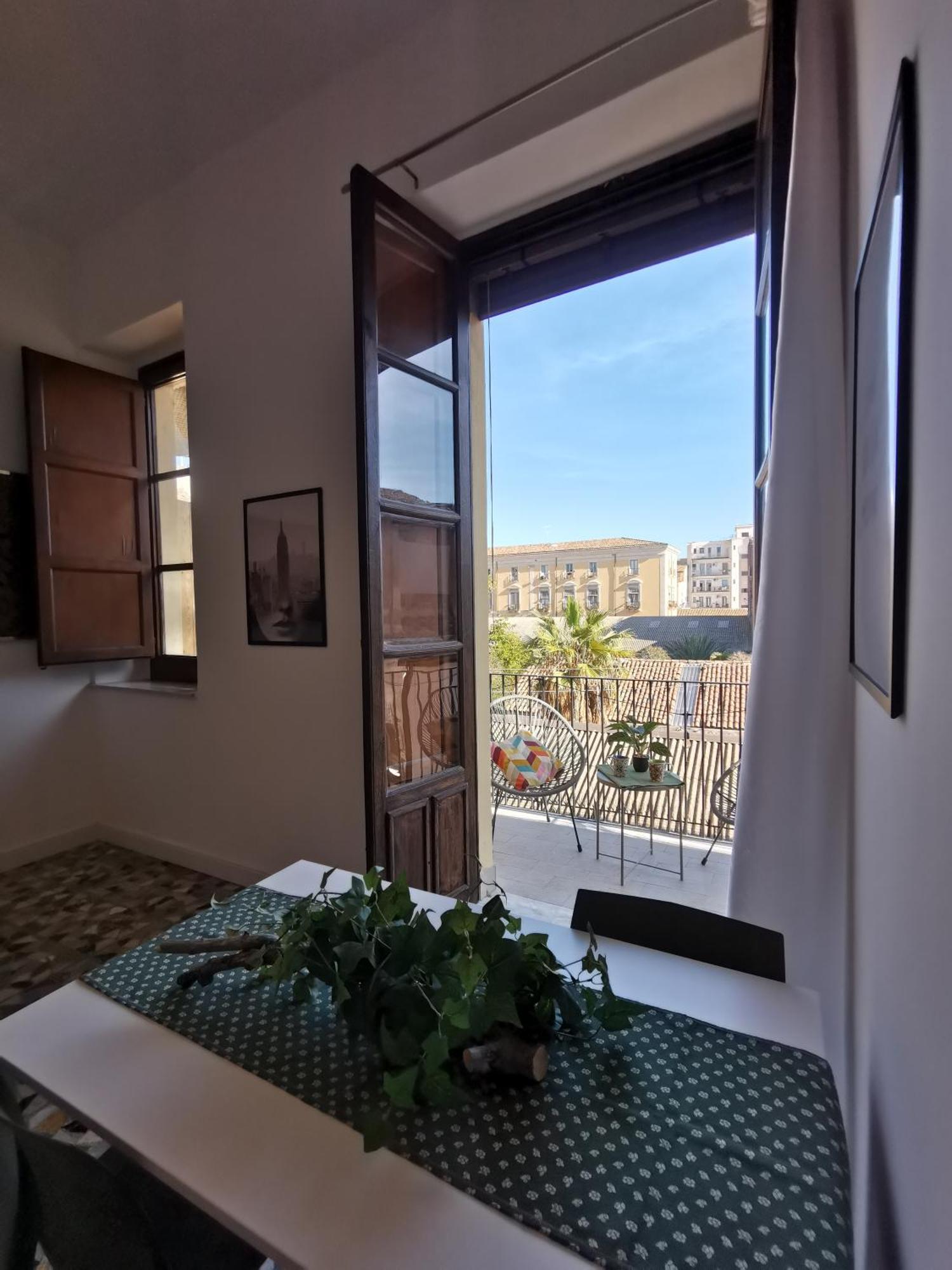 Tiritu Apartments Catania Exterior photo